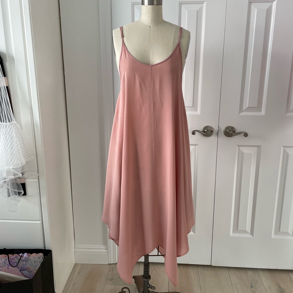 Handkerchief Dress in Dusty Pink